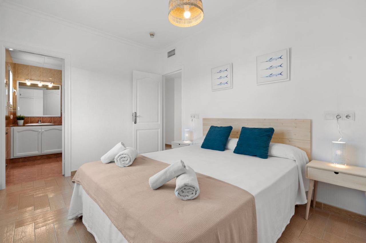 Punta Prima Apartments Екстер'єр фото