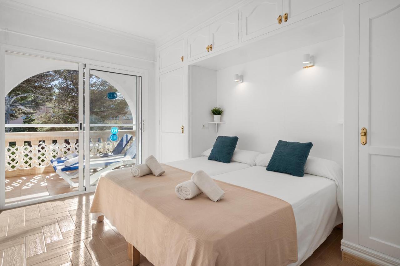 Punta Prima Apartments Екстер'єр фото